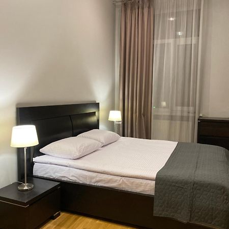 לבוב Soprano Apartment מראה חיצוני תמונה
